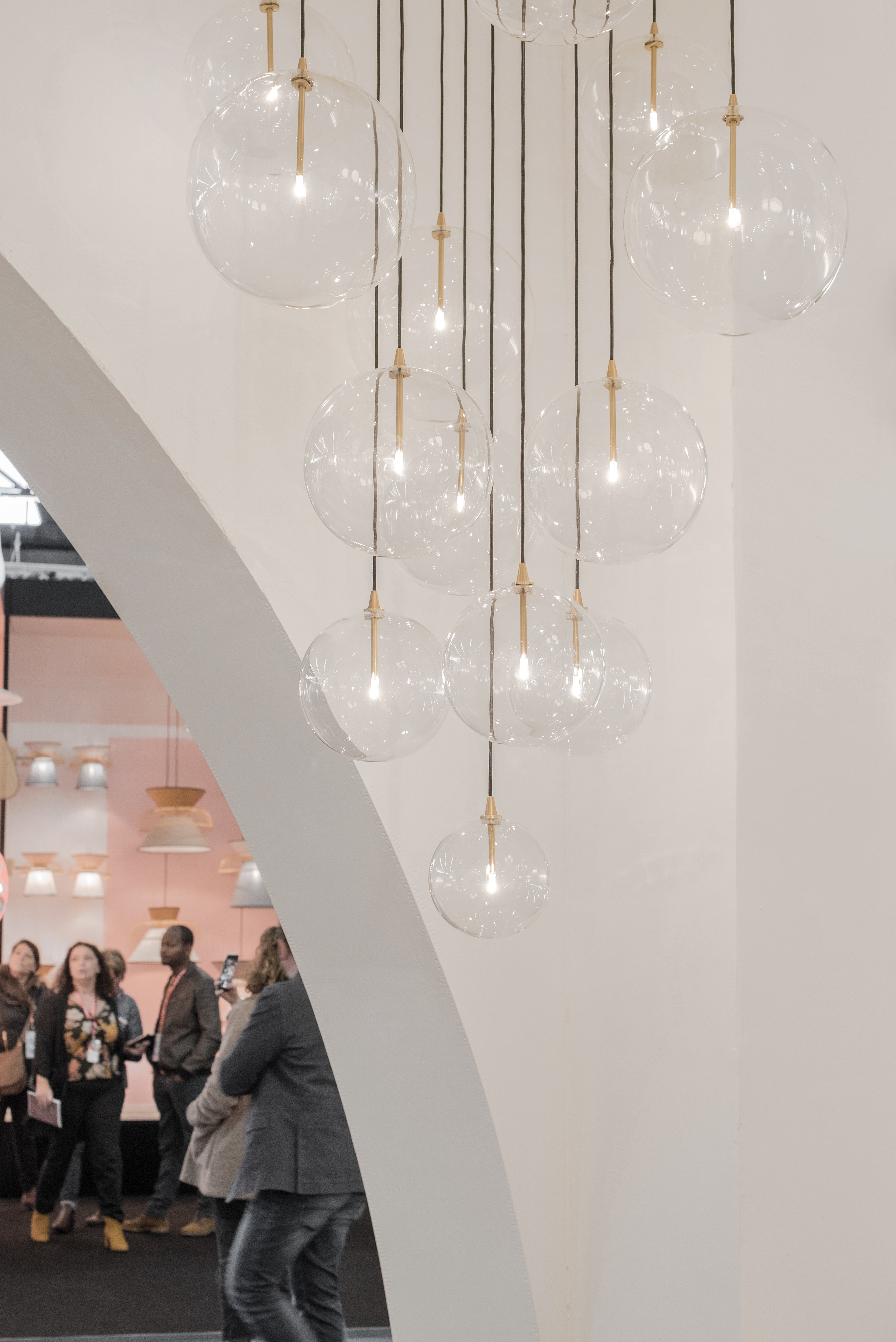 Schwung Cluster 13 Burnished Brass Transparent Globe Mix Chandelier